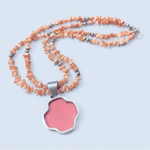 Sterling Silver Pink Coral Nugget Bead Necklace w/mother of Pearl flower pendent - Picture 4 of 10